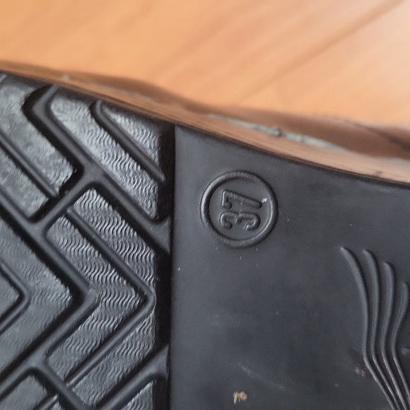 Dansko Purple Clogs - Picture 9 of 12